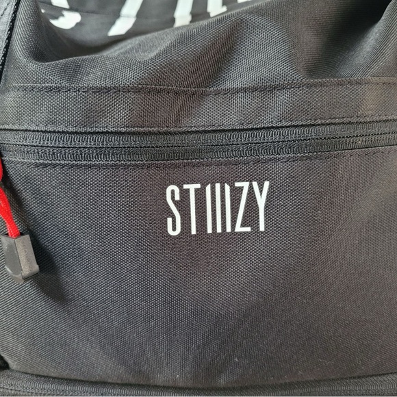 STIIIZY DUFFEL BAG brand new, limited edition holiday duffel bag 👌.        A420 - Picture 14 of 15